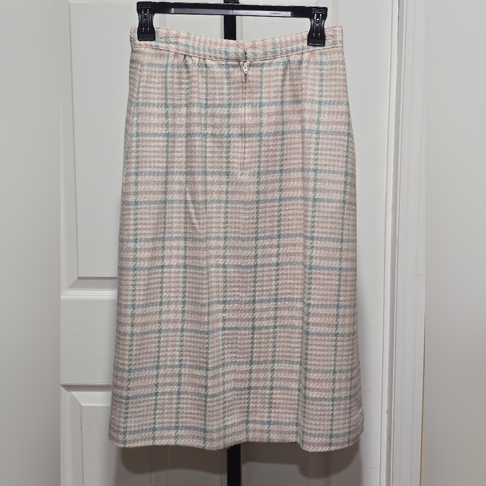 Vintage Austin Hill Pleated Plaid Midi Skirt in Cream & Light Pink